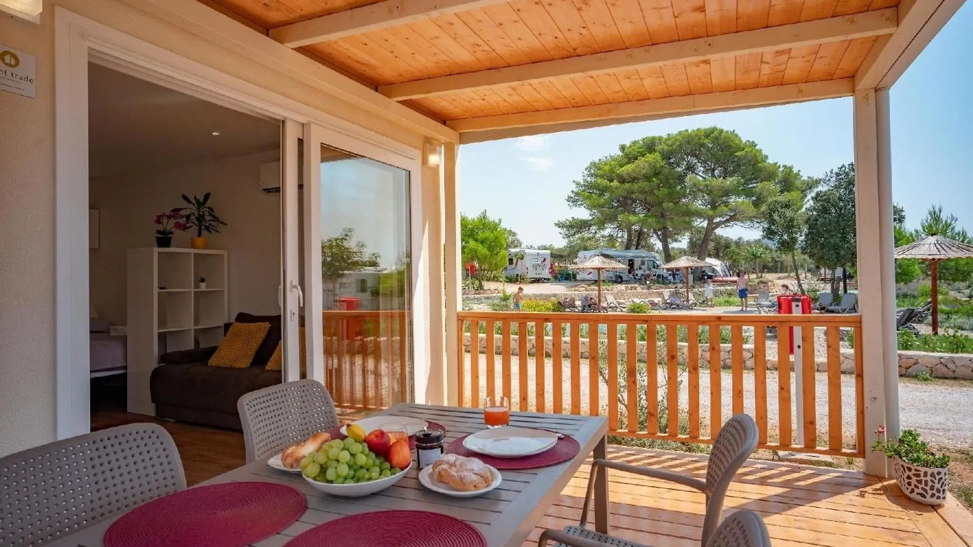 Studio Premium Mobilheim Auf Dem Campingplatz Ugljan Resort